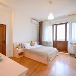 Bellevue By Ciulley - Panoramic - Center Apartment