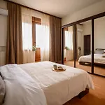 Bellevue By Ciulley - Panoramic - Center Apartment *