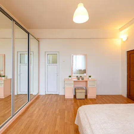 Bellevue By Ciulley - Panoramic - Center Appartement Boekarest