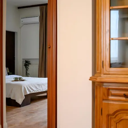 Bellevue By Ciulley - Panoramic - Center *