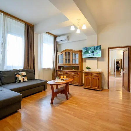 Bellevue By Ciulley - Panoramic - Center Apartment